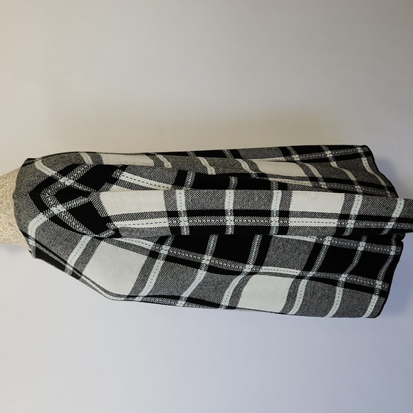 J Jill Black White Plaid Buffalo Check Cozy Knit Long Sleeve Pullover Sweater M - Picture 12 of 16